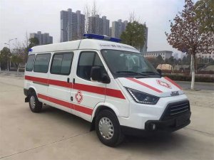 江鈴特順長(zhǎng)軸中頂救護(hù)車